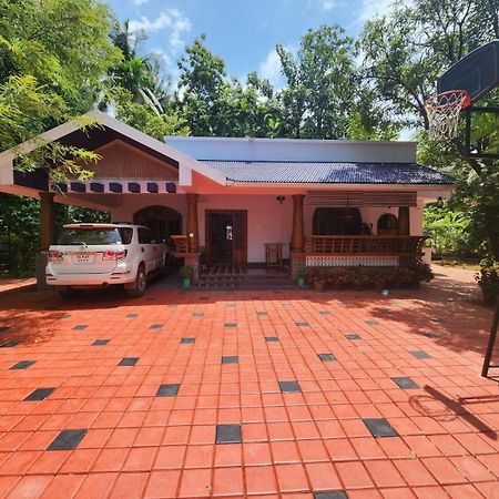Serenity Villa And Treehouse 帕拉克卡德 外观 照片